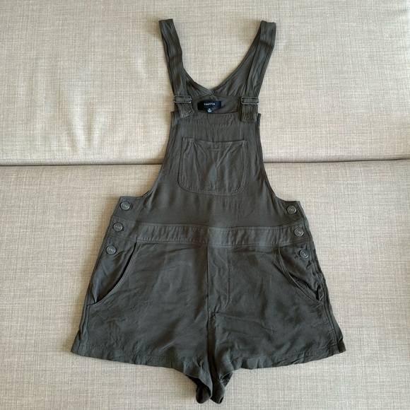 Aritzia Talula Olive Green Romper - Picture 1 of 9